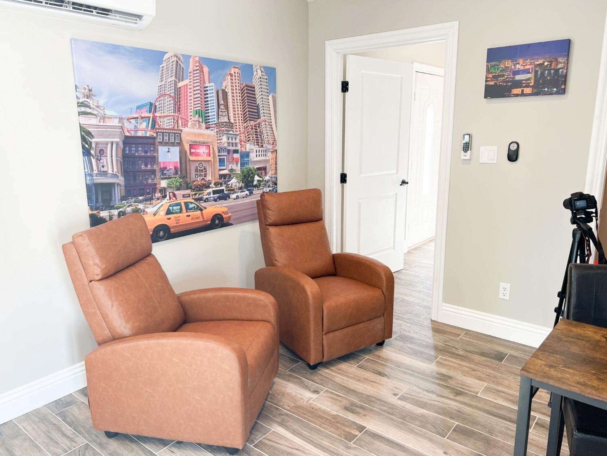Lux Private Home - Pool, Billiards, 8 Smart Tvs, Board Games, Cotton Bedding - The Stone Sanctuary At Mccullough Hills Trailhead Las Vegas Eksteriør bilde